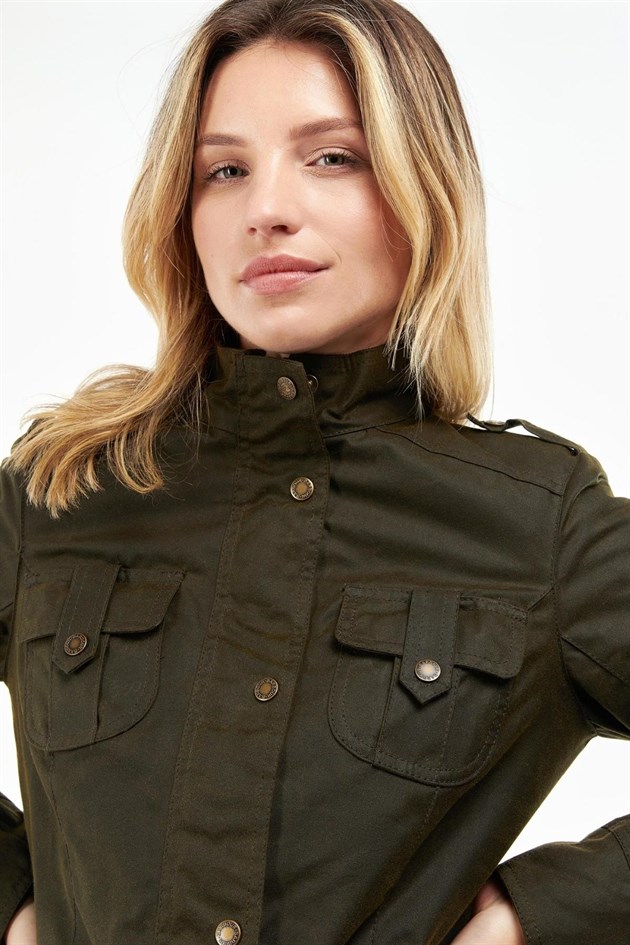 Barbour Winter Defence Kadın Yağlı Ceket OL51 Archive Olive/Classic